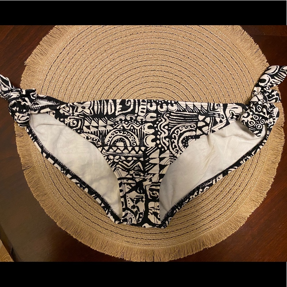 SOLD Black & White Aztec Side Tie Swim Bottoms